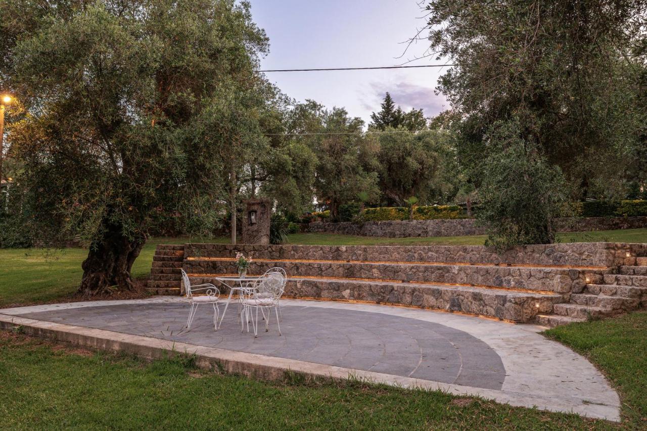 Вилла Triklino Estate Afra Экстерьер фото